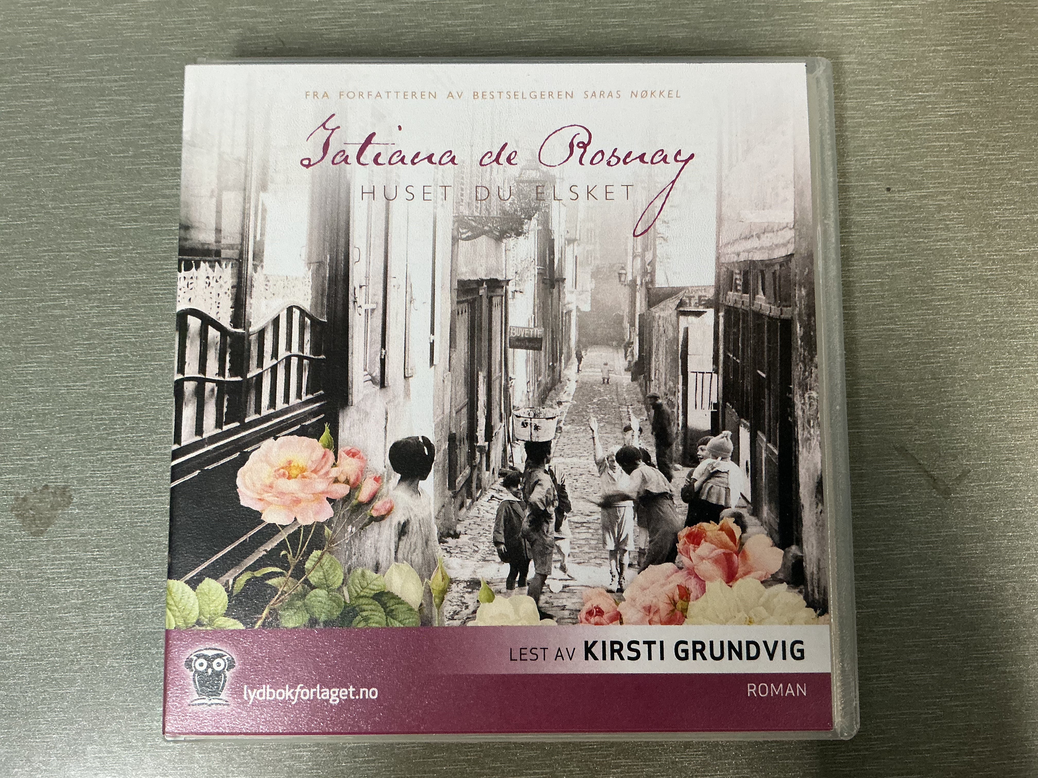 Tatiana de Rosnay. Huset du elsket. 2011. Lydbok på CD.