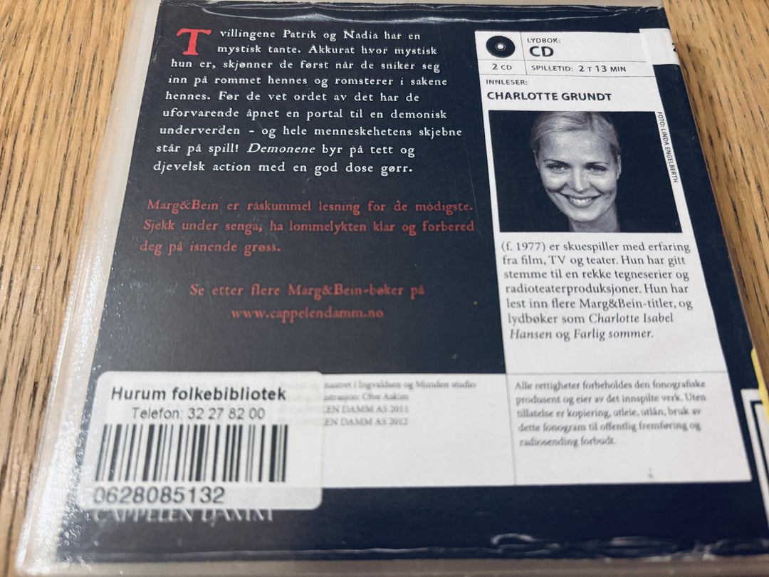 Jon Ewo. 2010. Marg & Bein: Demonene. Lydbok på CD (fra bibliotek, pene disker).