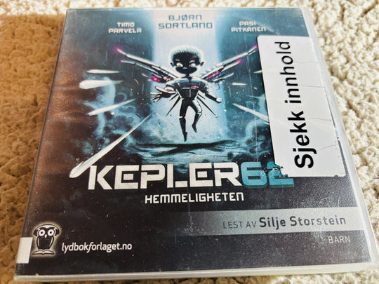 Bjørn Sortland & Timo Parvela. 2014. Kepler62: Hemmeligheten. Lydbok på CD (fra bibliotek, pene disker).