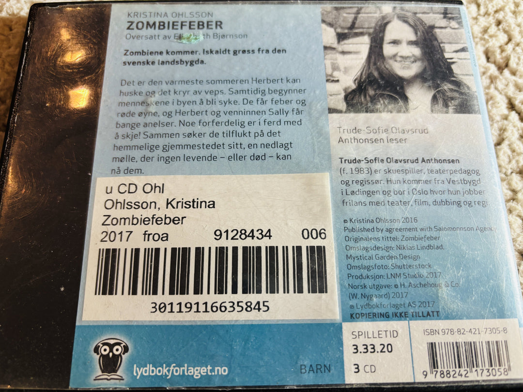 Zombifeber, Kristina Ohlsson (2014). Lydbok på CD (fra bibliotek, pene disker).
