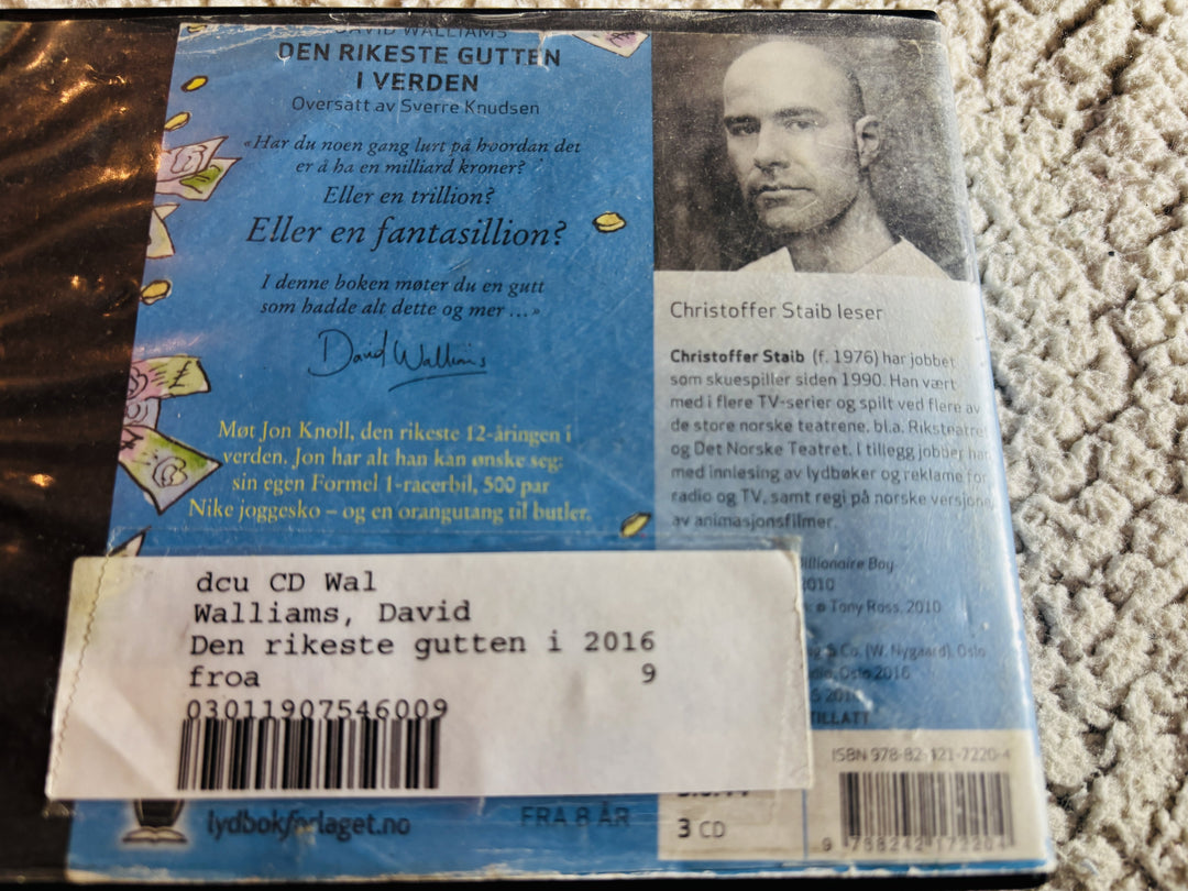 David Walliams. 2012. Den rikeste gutten i verden. Lydbok på CD (fra bibliotek, pene disker).