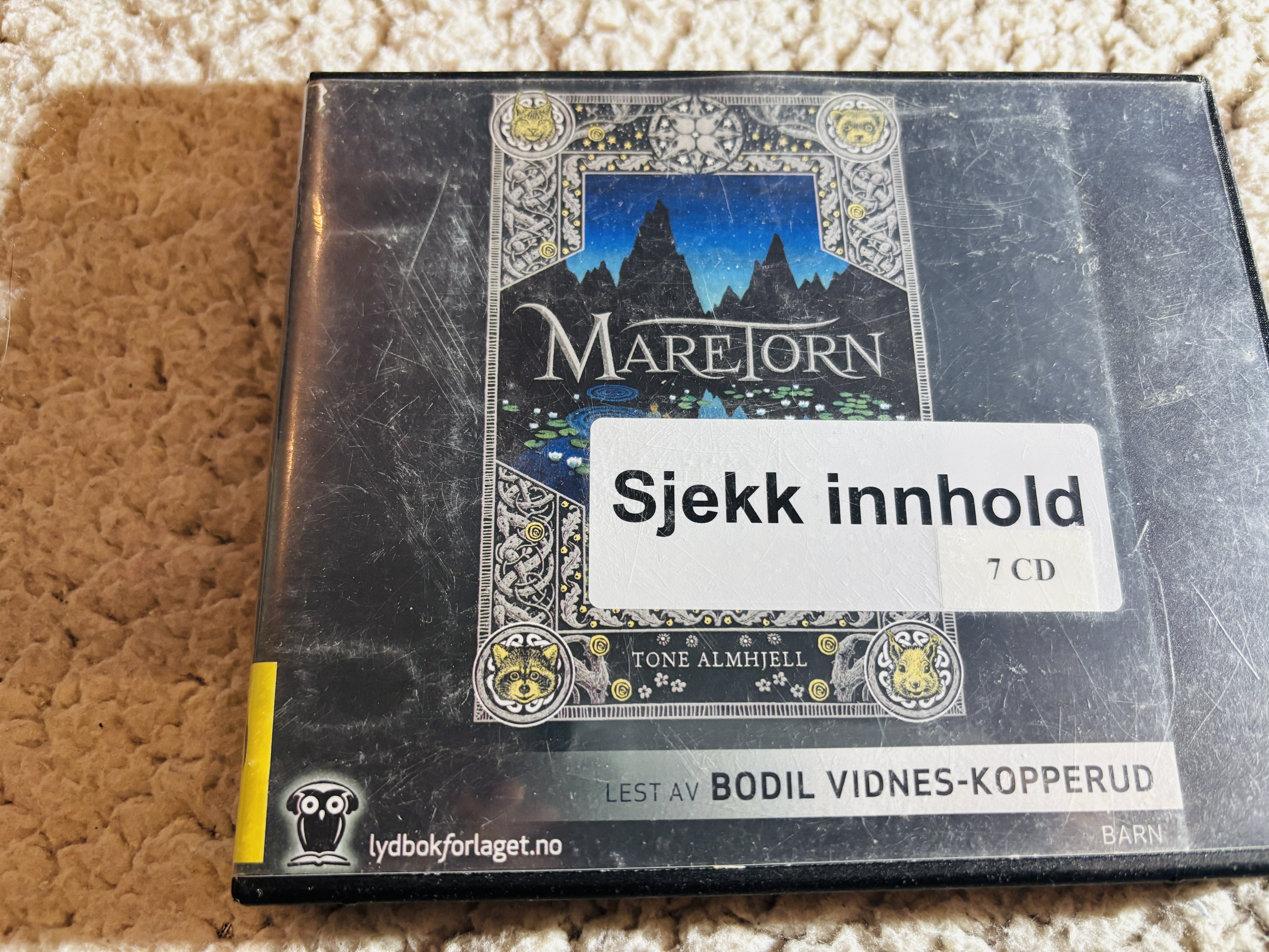 Tone Almhjell. 2013. Maretorn. Lydbok på CD (fra bibliotek, pene disker).