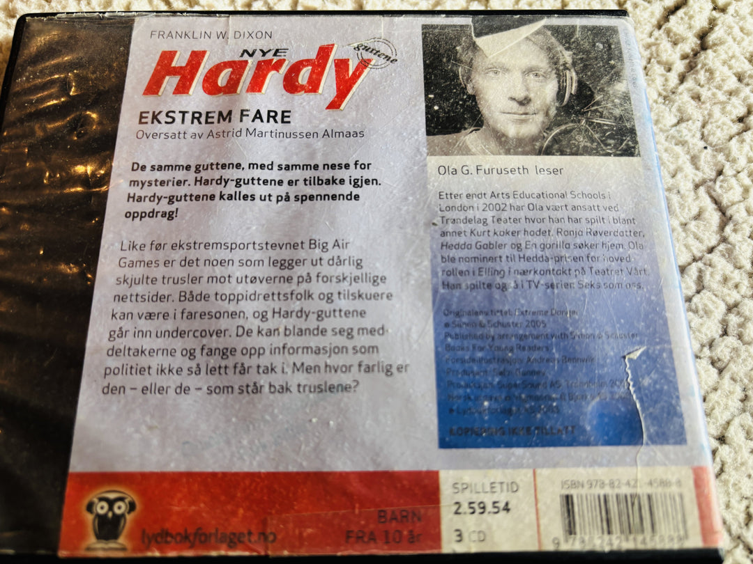 Franklin W. Dixon. 2008. Nye Hardy-guttene: Ekstrem fare. Lydbok på CD (fra bibliotek, pene disker).