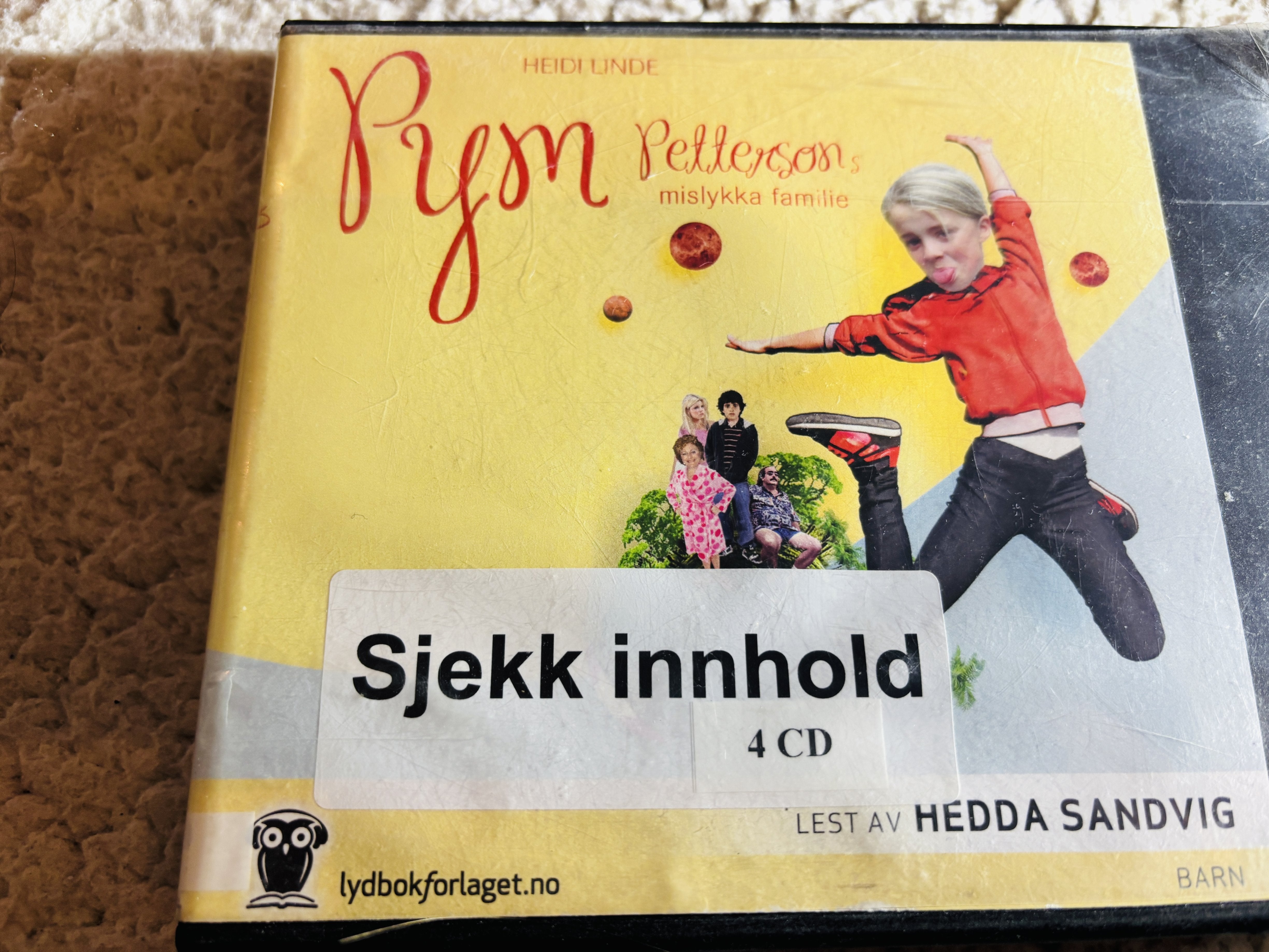 Heidi Linde, 2012, Pym Pettersons mislykka familie. Lydbok på CD (fra bibliotek, pene disker).