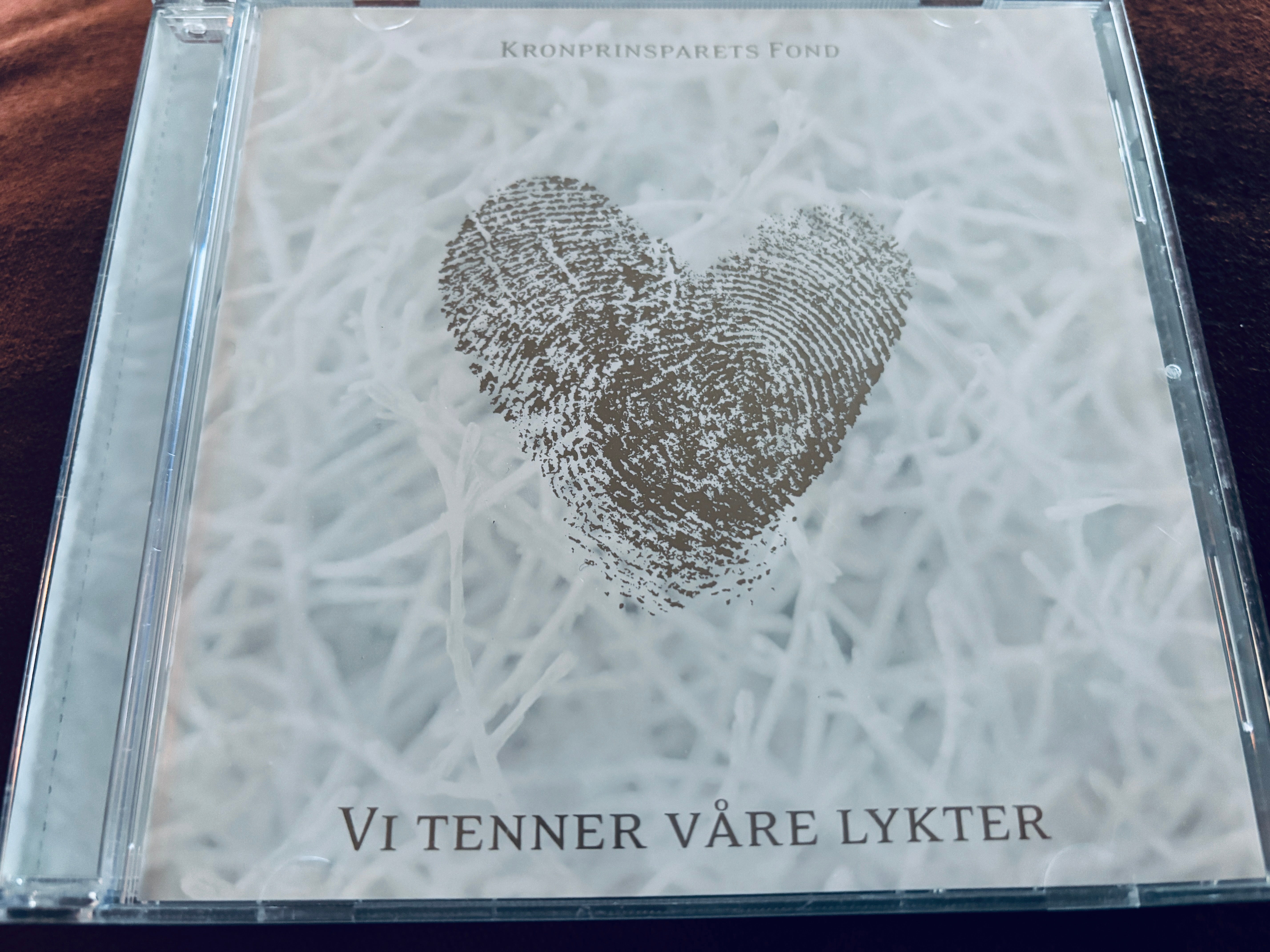 Kronprinsparets Fond - Vi Tenner Våre Lykter. CD.