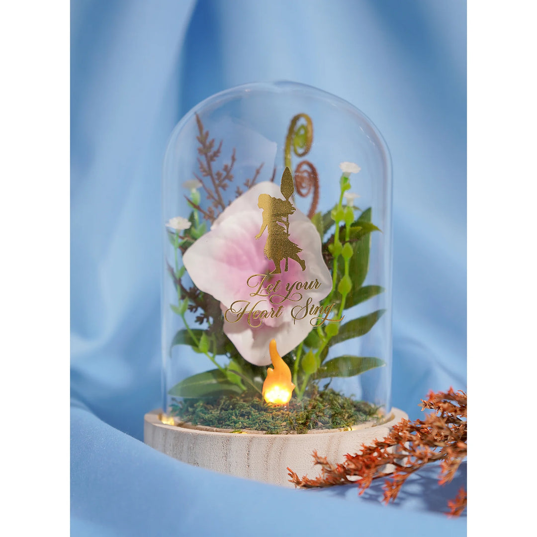DISNEY PRINCESS - Moana - Floral Cloche with a Neon Light