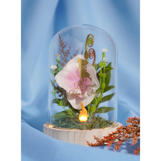 DISNEY PRINCESS - Moana - Floral Cloche with a Neon Light