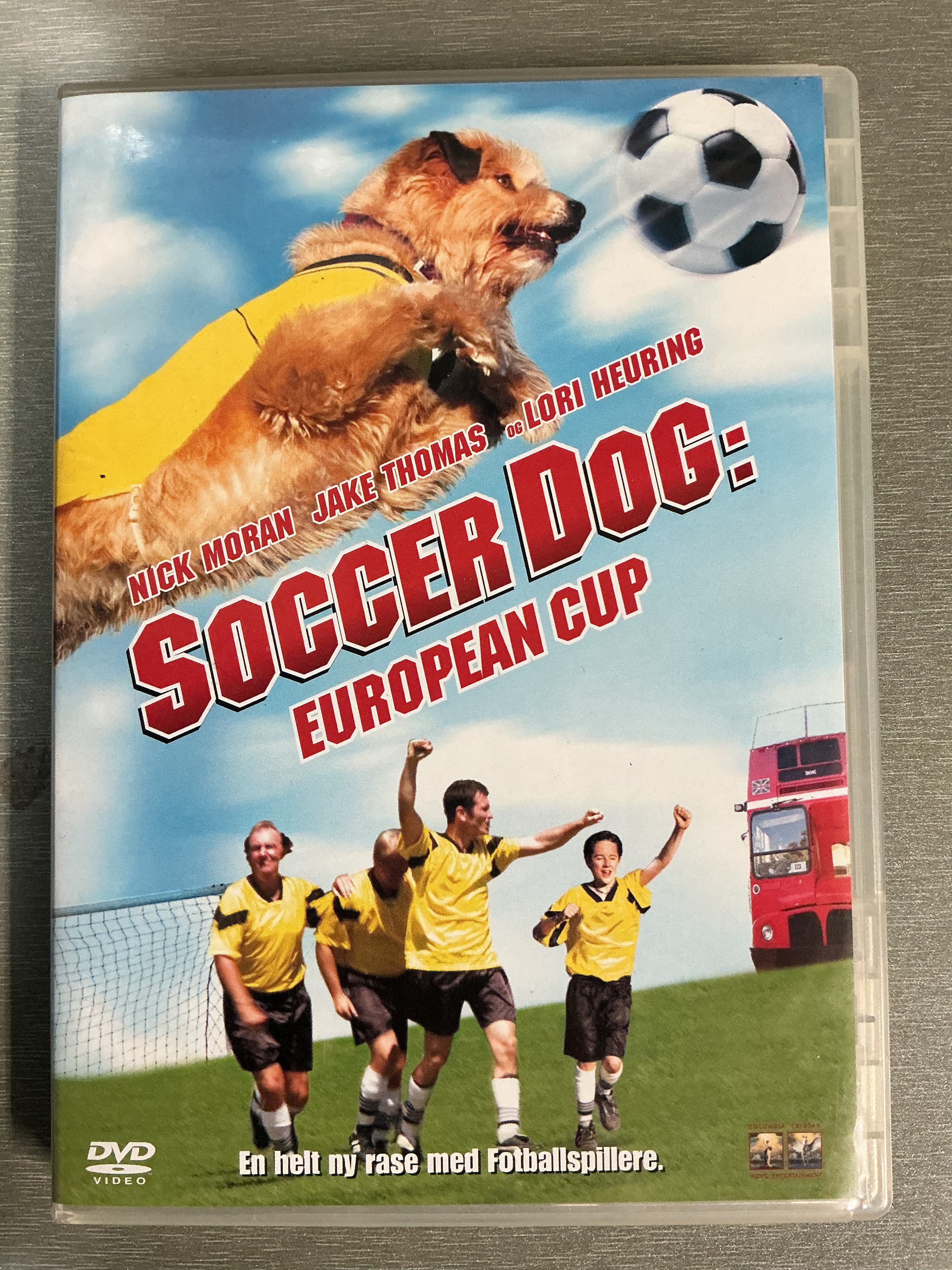 Soccer Dog: European Cup. 2004. DVD.
