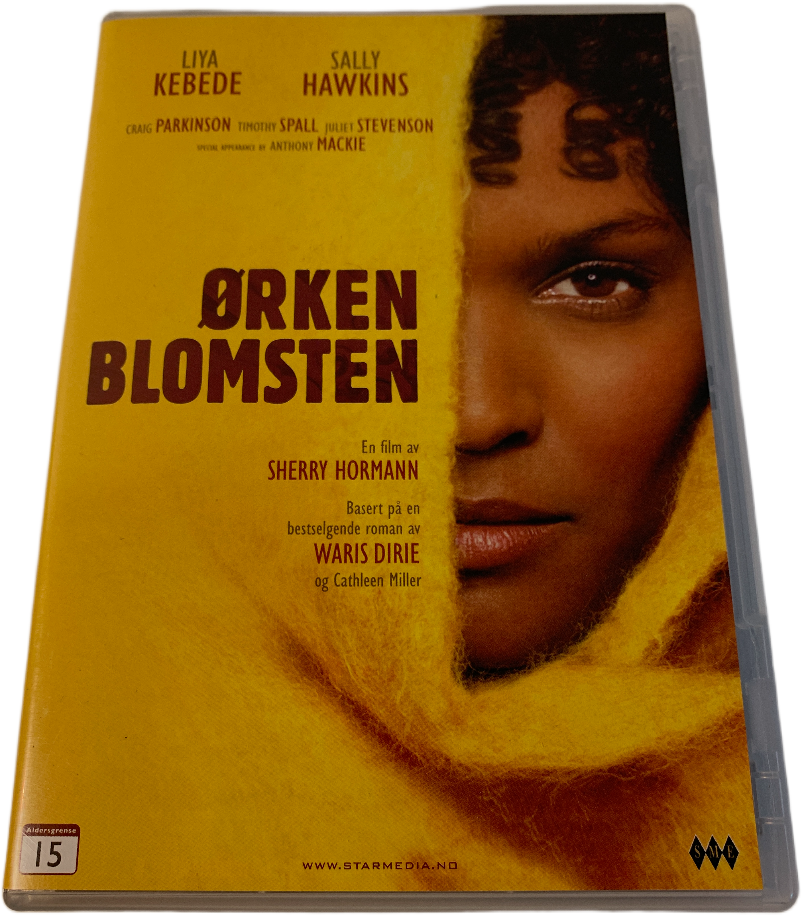 Ørkenblomsten (2009). DVD.