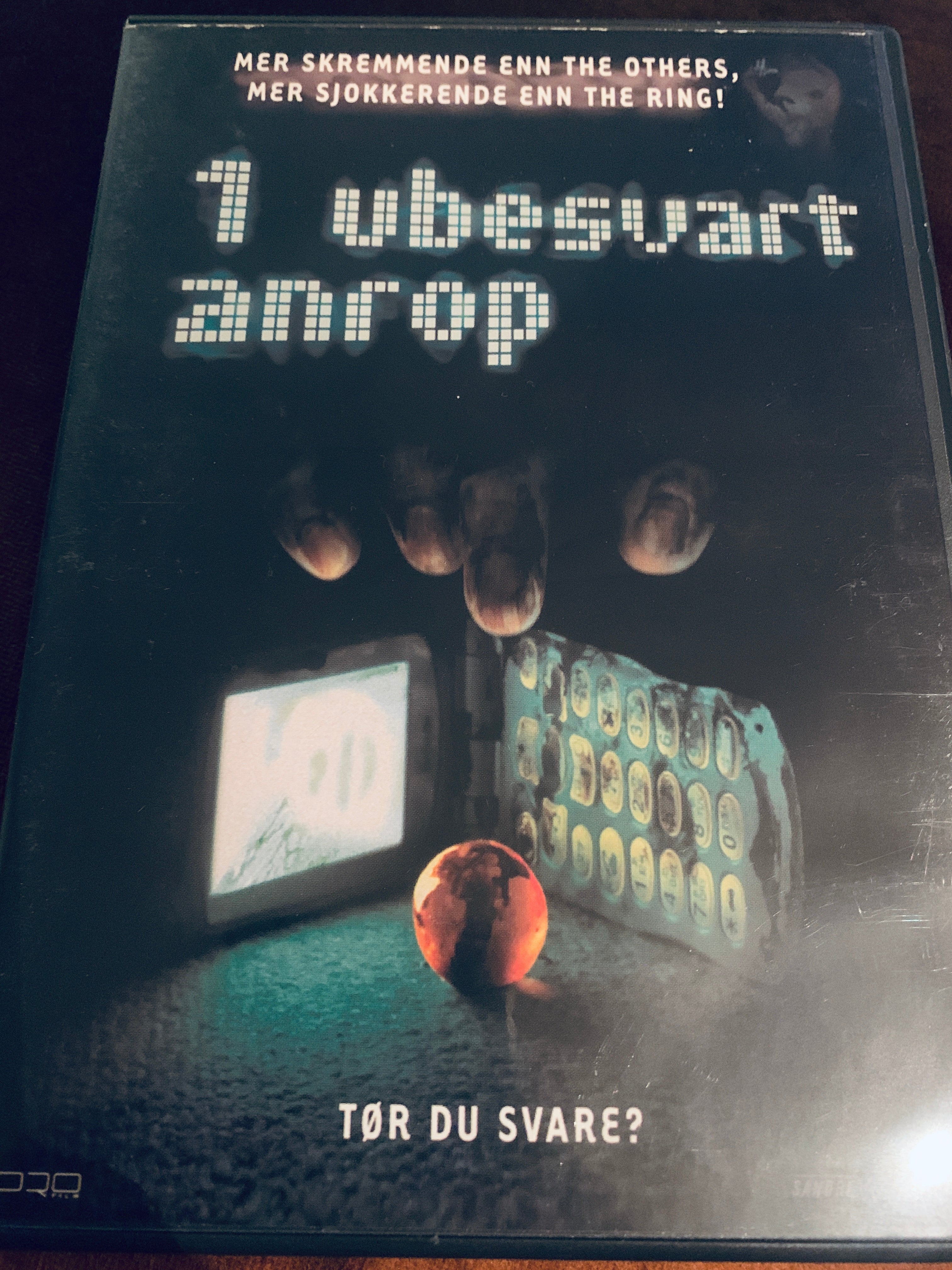 1 ubesvart anrop (2008). DVD.