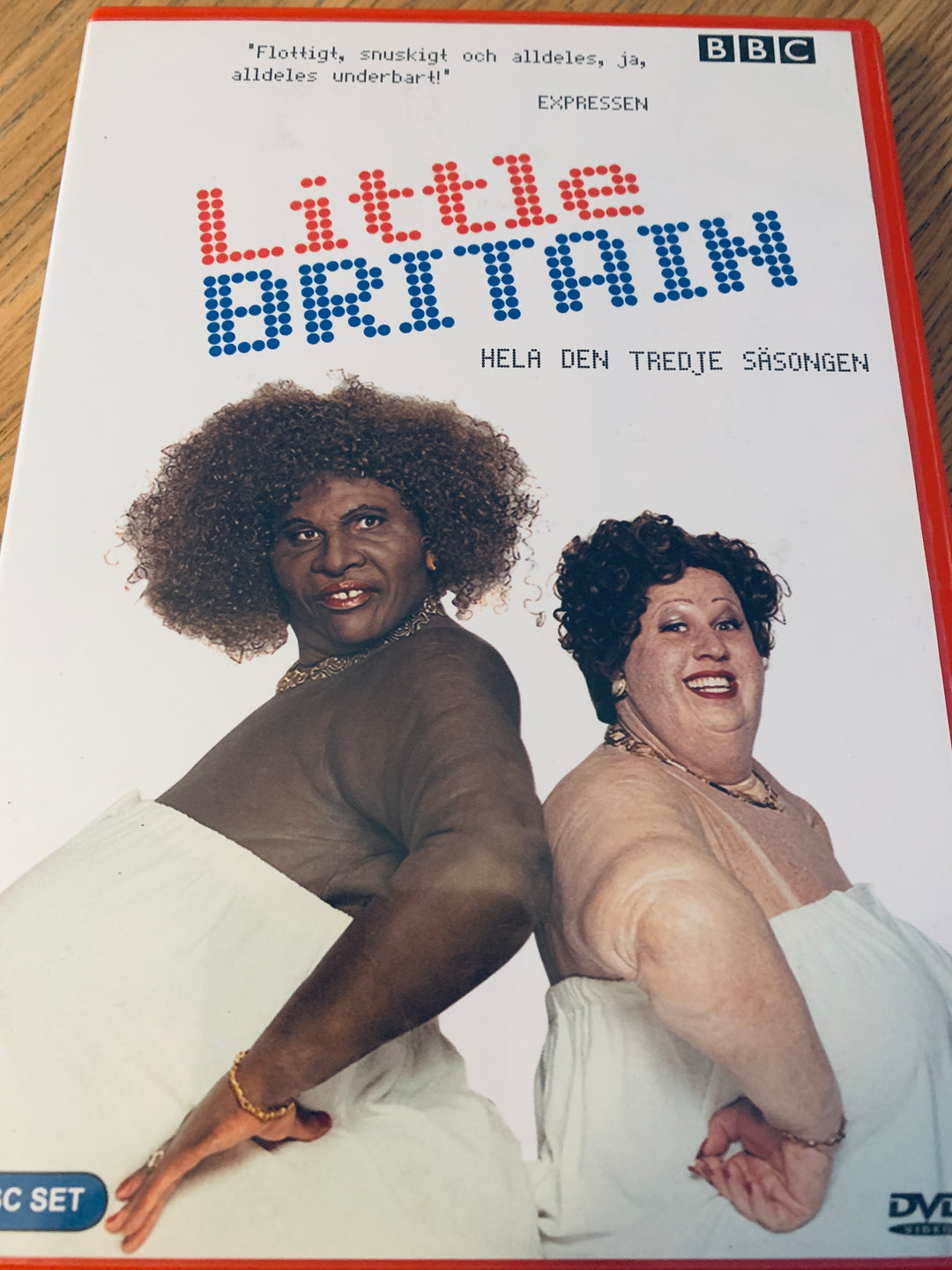Little Britain: Hela den tredje säsongen (2005). DVD.