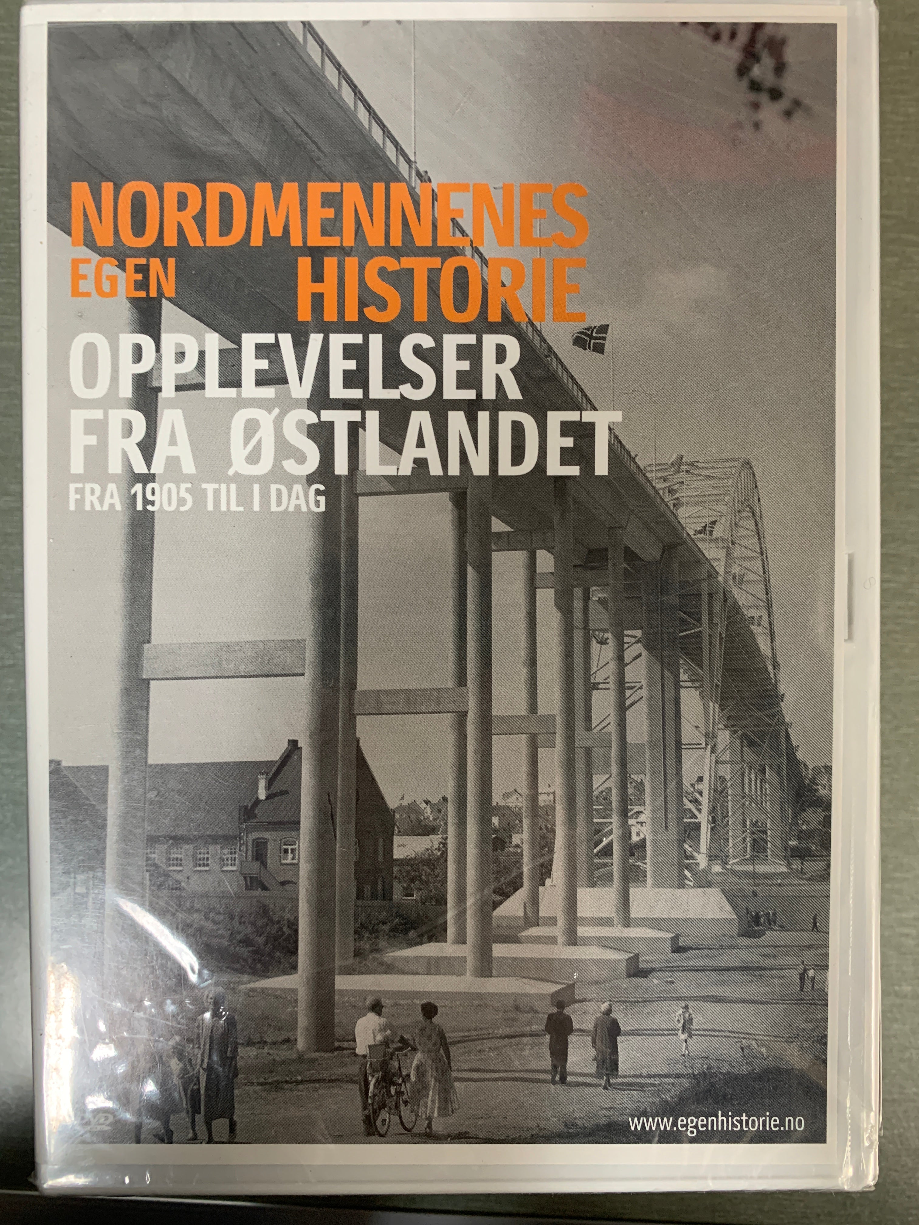 Nordmennenes Egen Historie: Opplevelser fra Østlandet (2005). DVD.