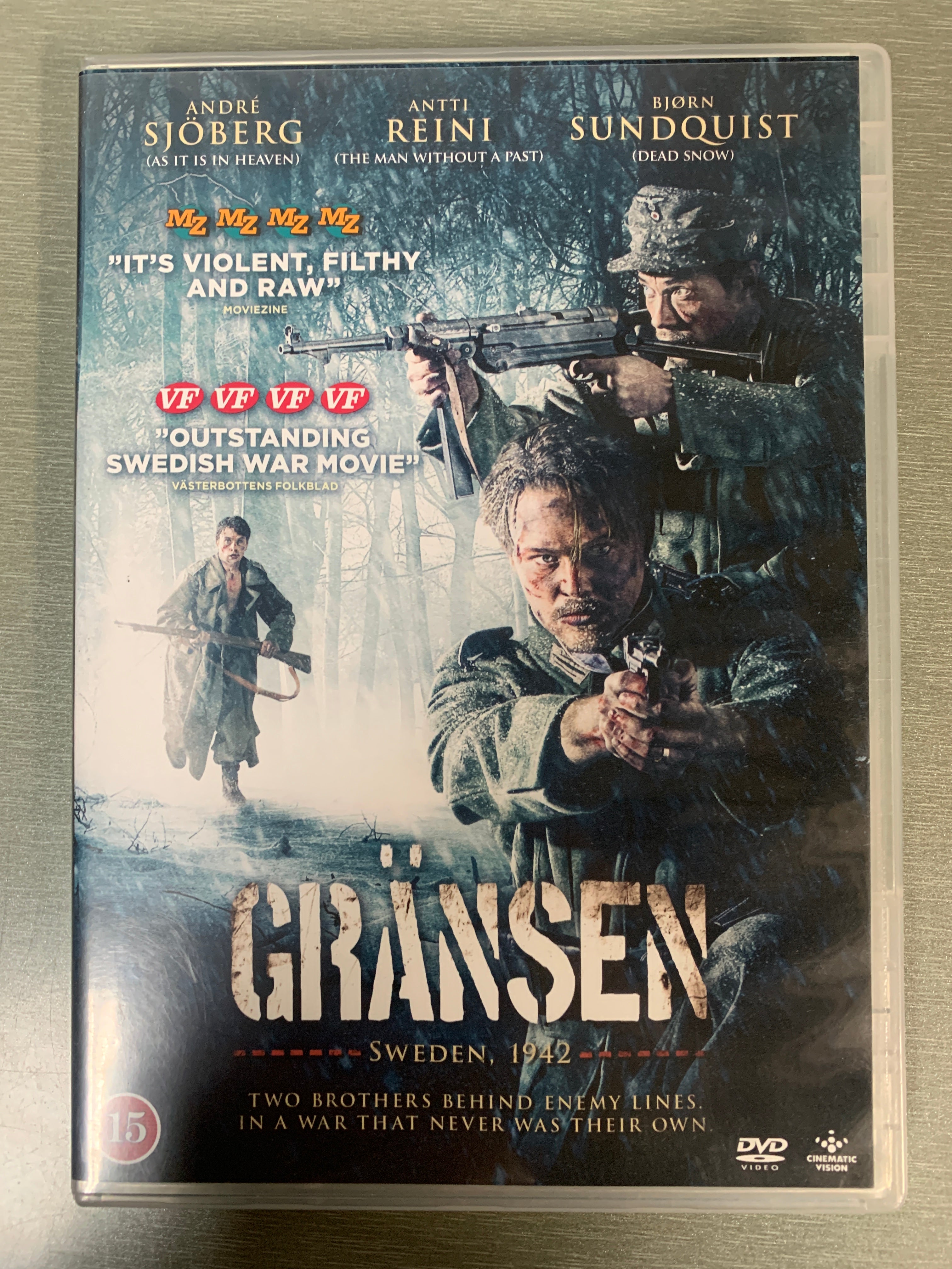 Gränsen / Beyond the Border (2011). DVD.