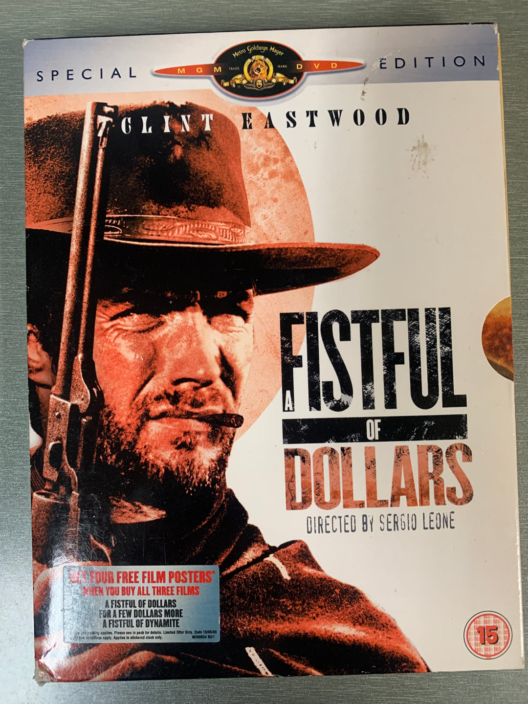 A Fistful of Dollars / For en neve dollar (1964). DVD.