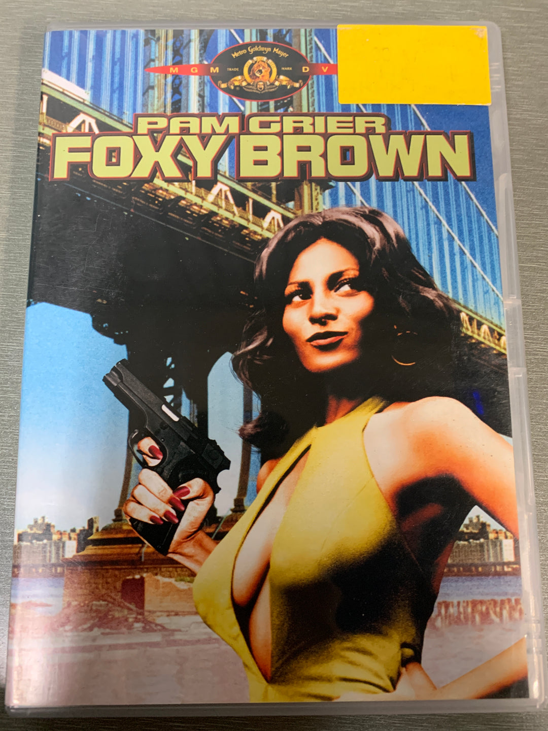 Foxy Brown (1974). DVD.