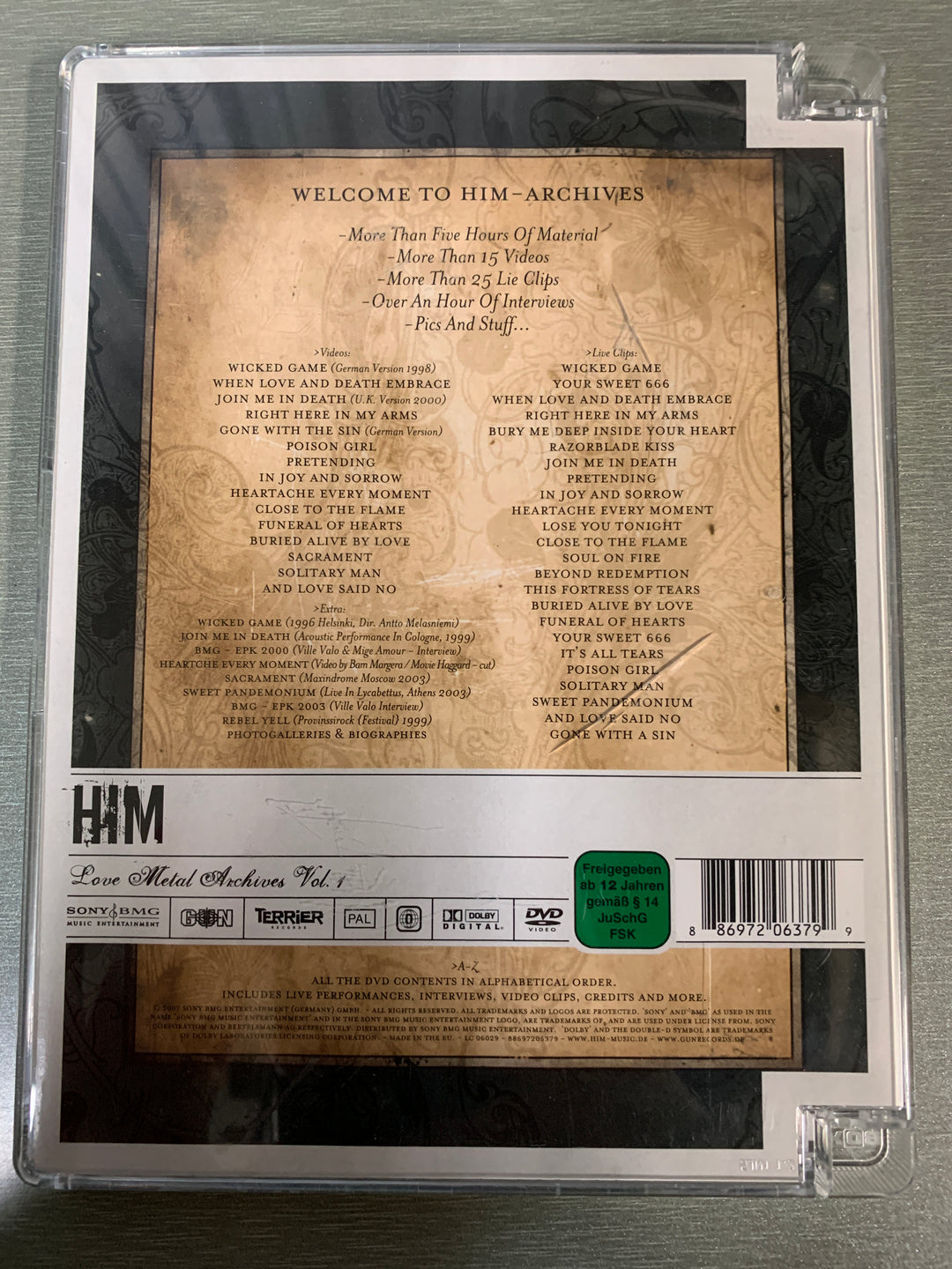 Love Metal Archives Vol. 1 - HIM (2005). DVD.