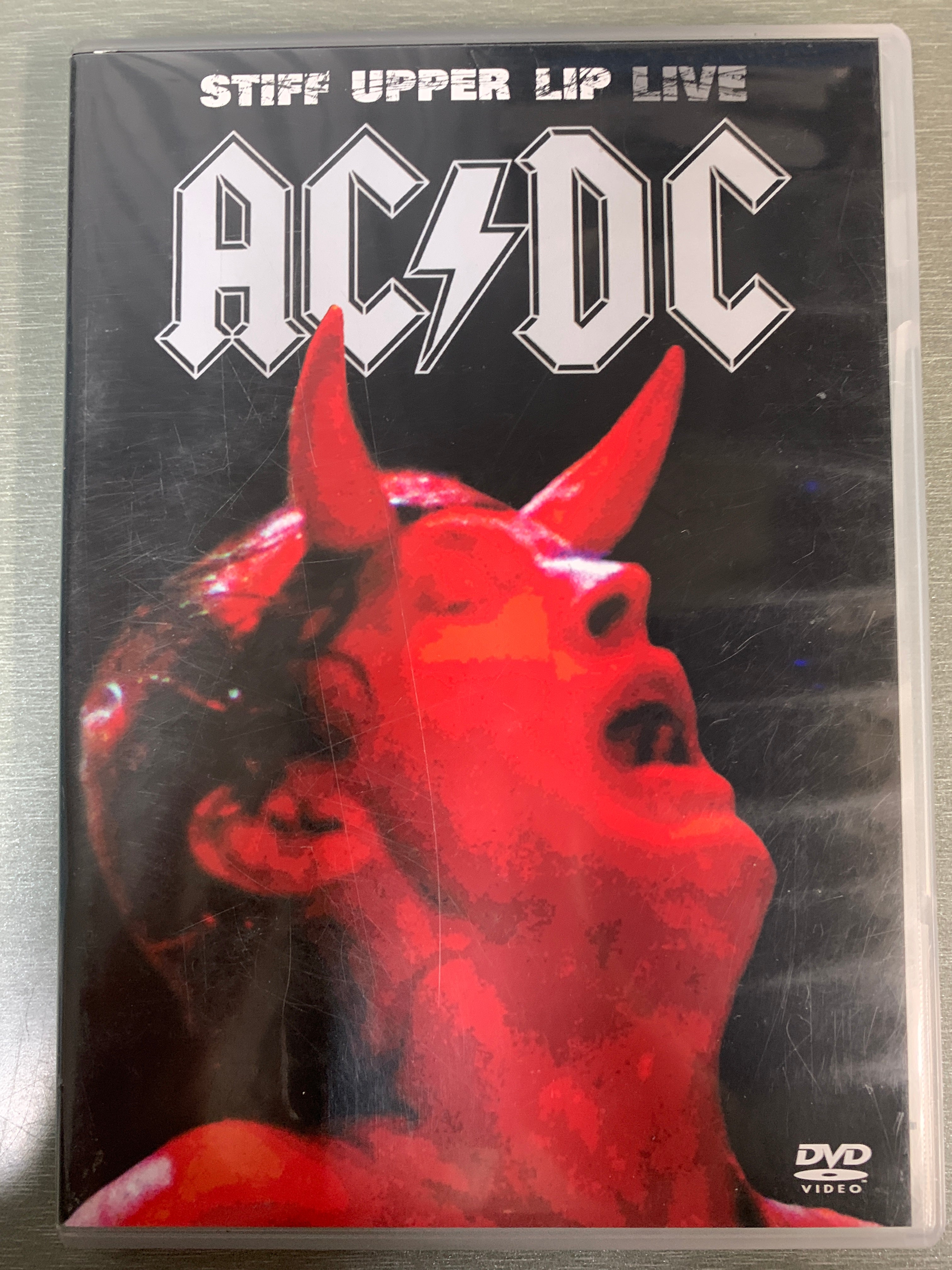 AC/DC: Stiff Upper Lip Live (2001). DVD.