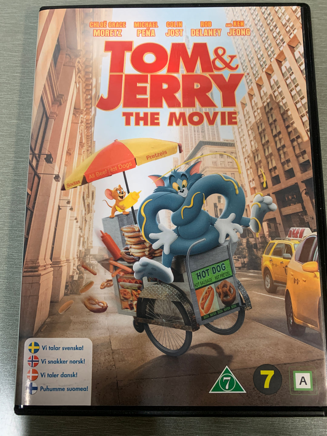 Tom & Jerry: The Movie (2021). DVD.