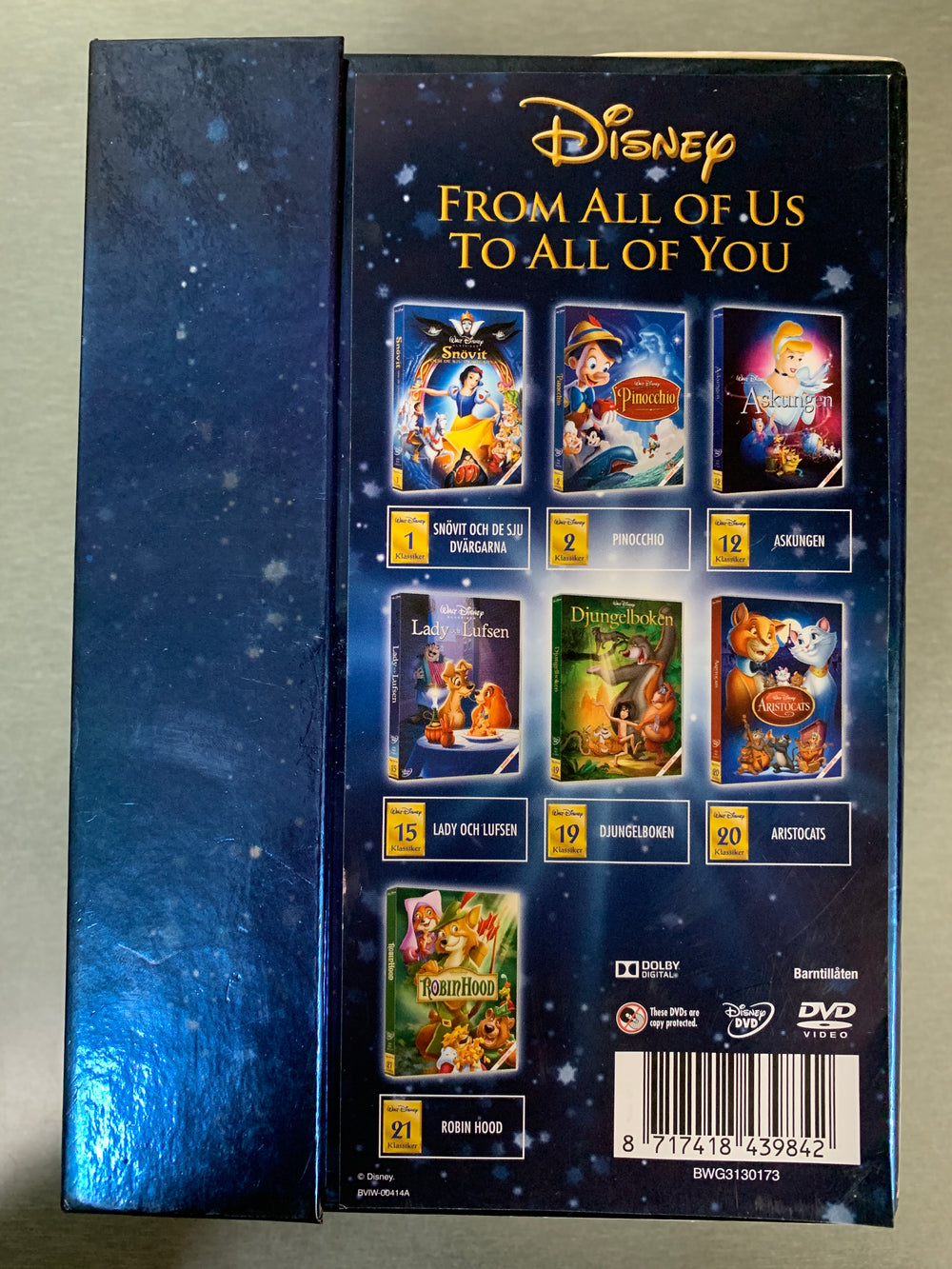 Disney: From All of Us to All of You – A Magical Christmas Box with All 7 Classic Movies. DVD.