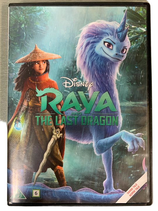 Disney Raya and the Last Dragon. 2021. DVD.