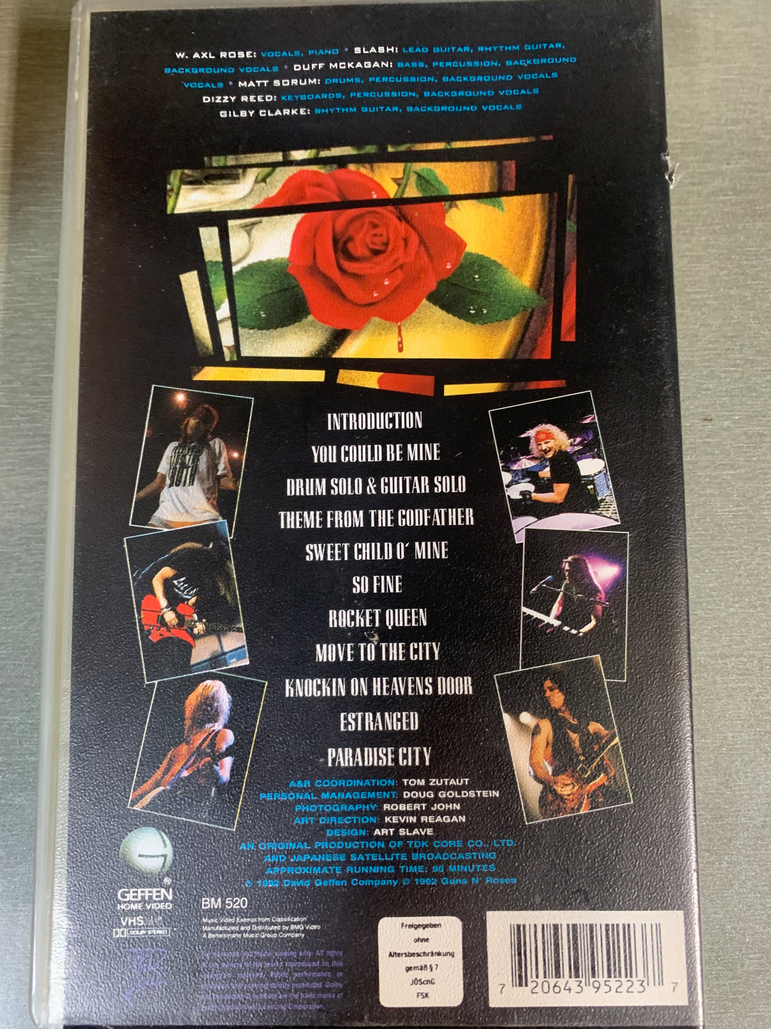 Guns N' Roses – Use Your Illusion II: World Tour 1992 in Tokyo. DVD