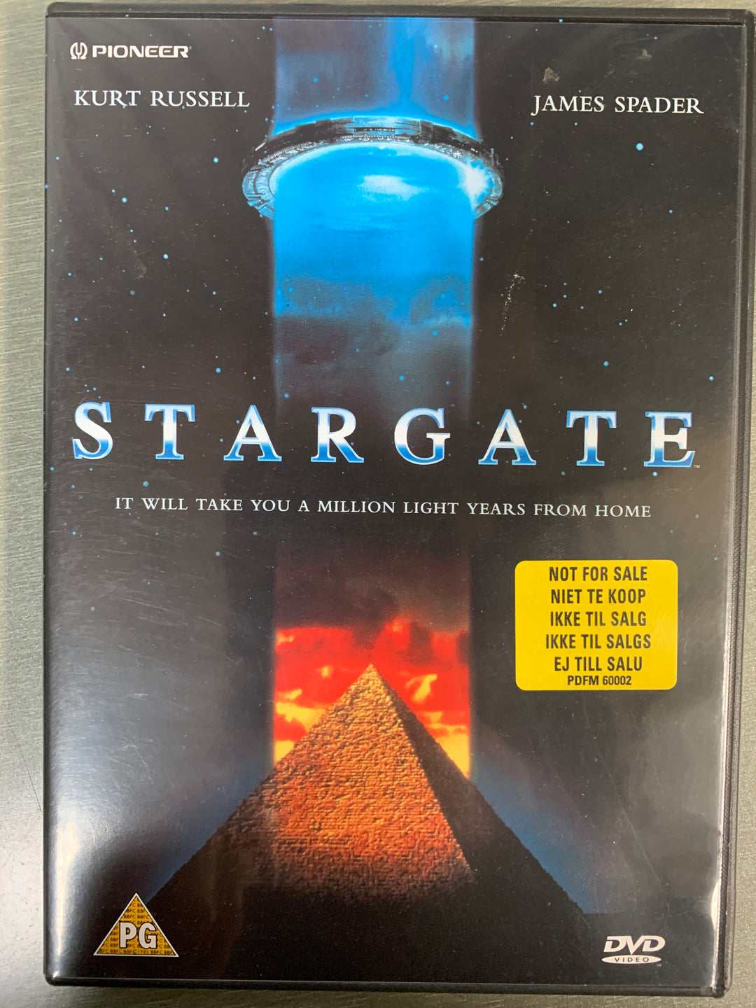 Stargate (1994). DVD.