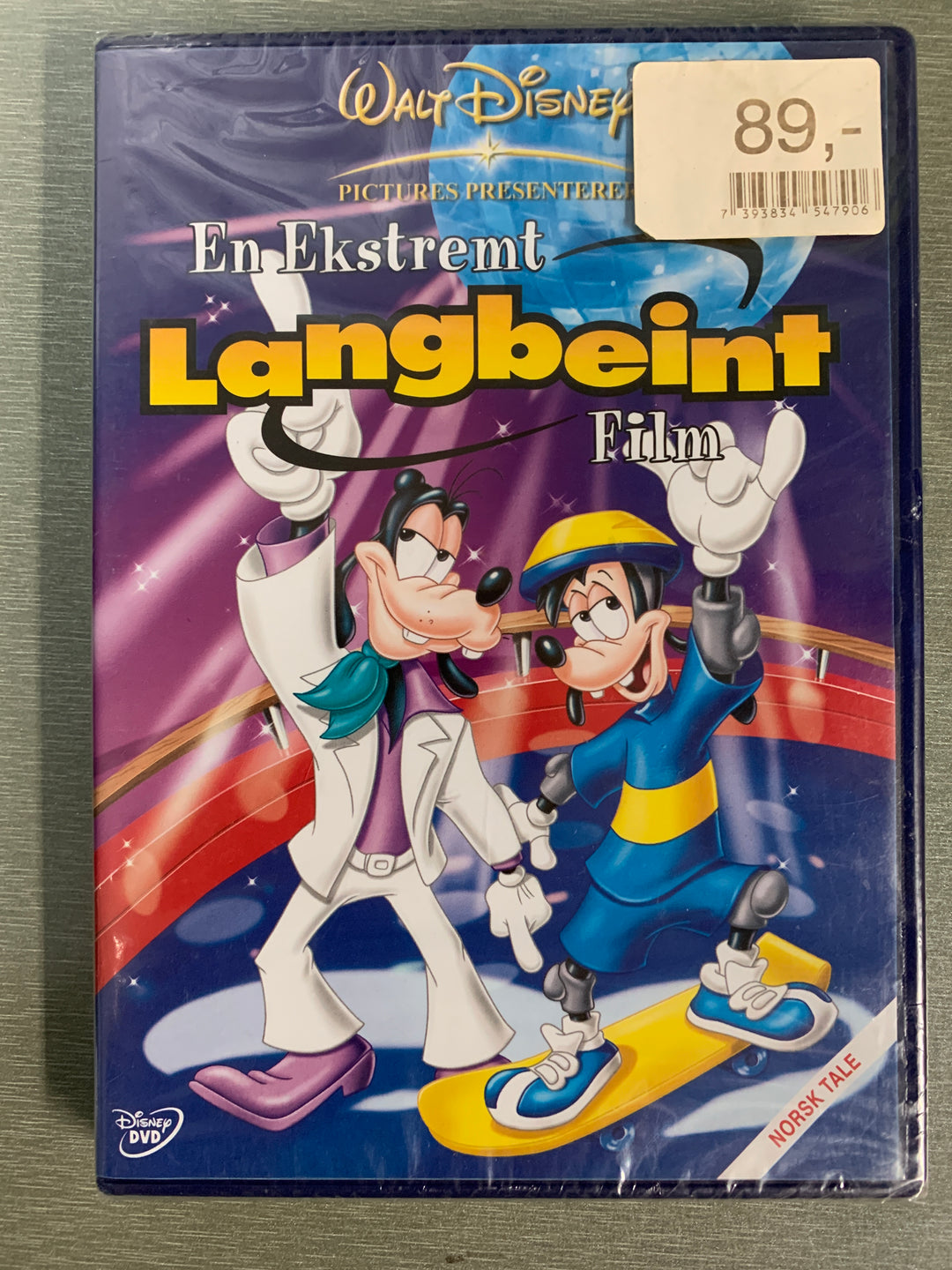 En ekstremt langbeint film. 2000. DVD. Ny i plast!