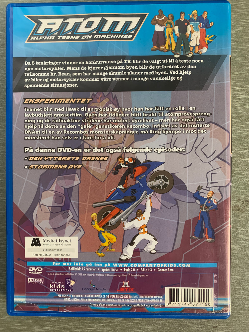 A.T.O.M. – Alpha Teens on Machines 5. DVD.