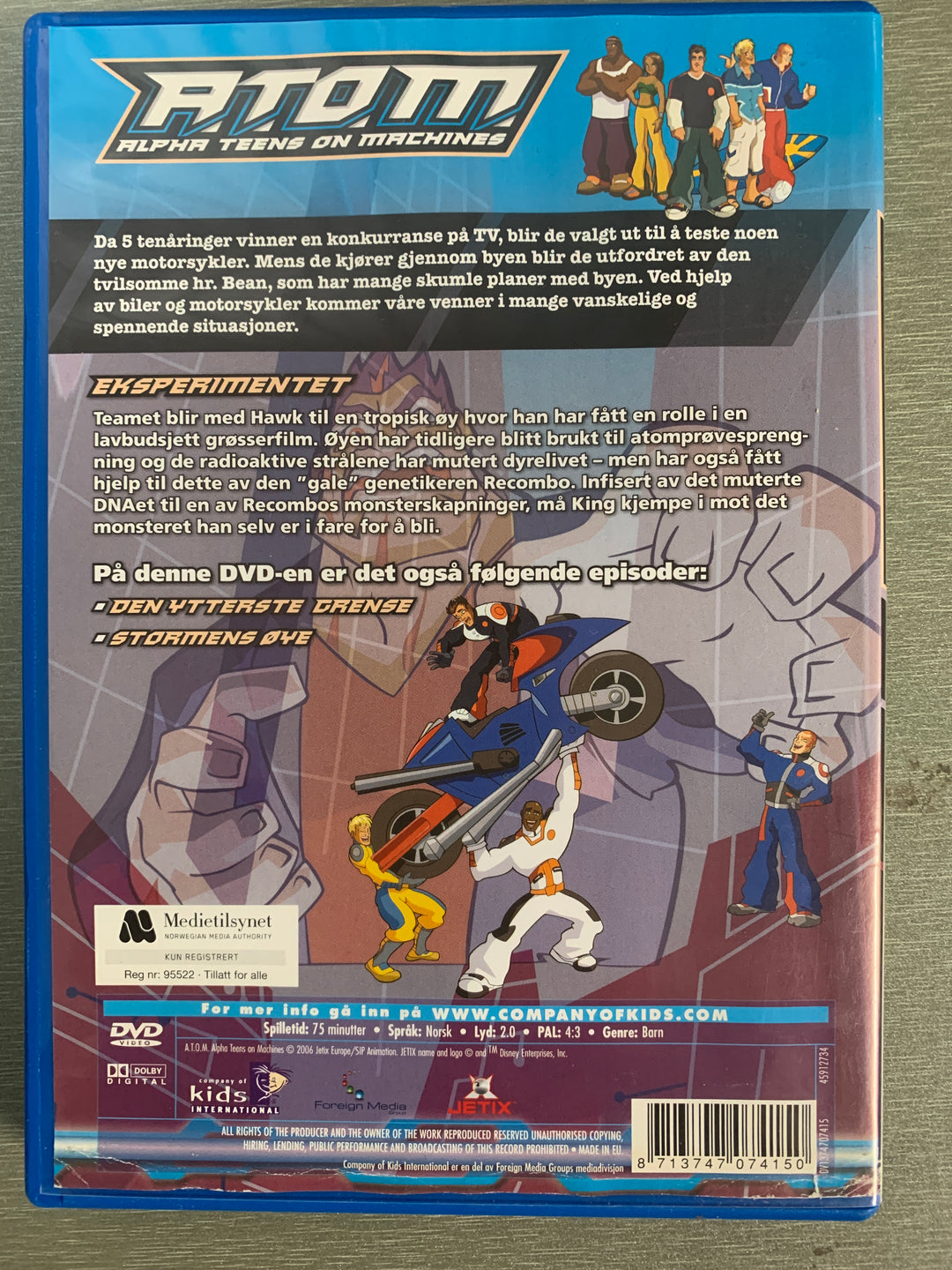 A.T.O.M. – Alpha Teens on Machines 5. DVD.