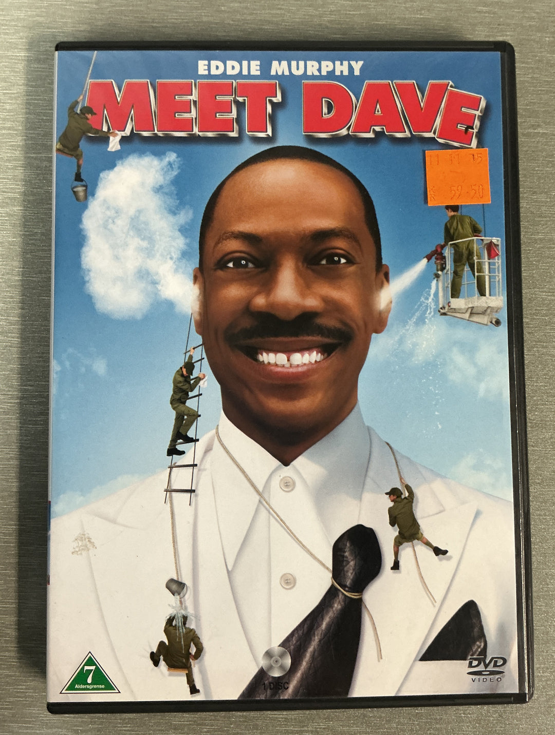 Meet Dave. 2008. DVD.