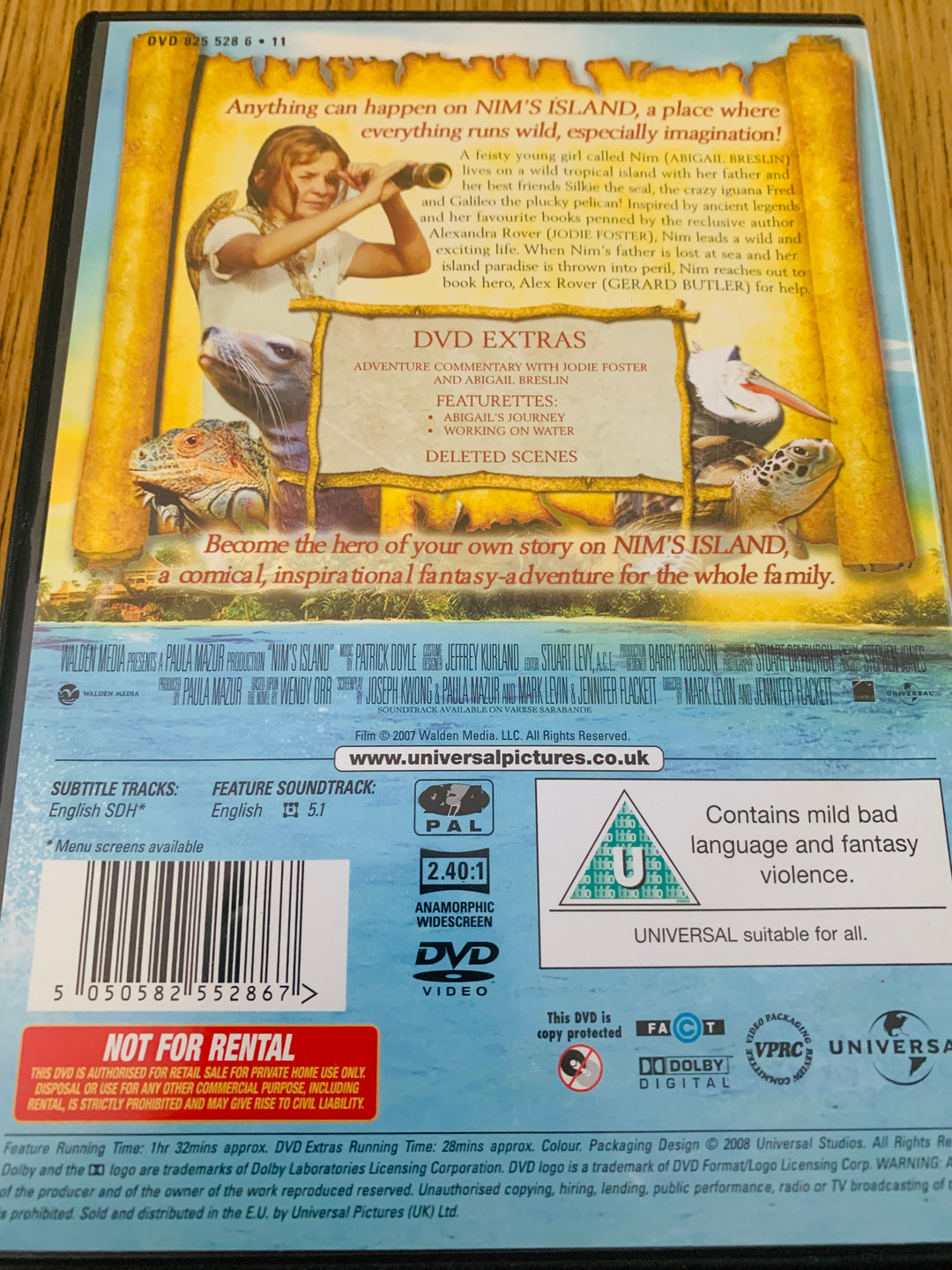 Nim's Island (2008). DVD.
