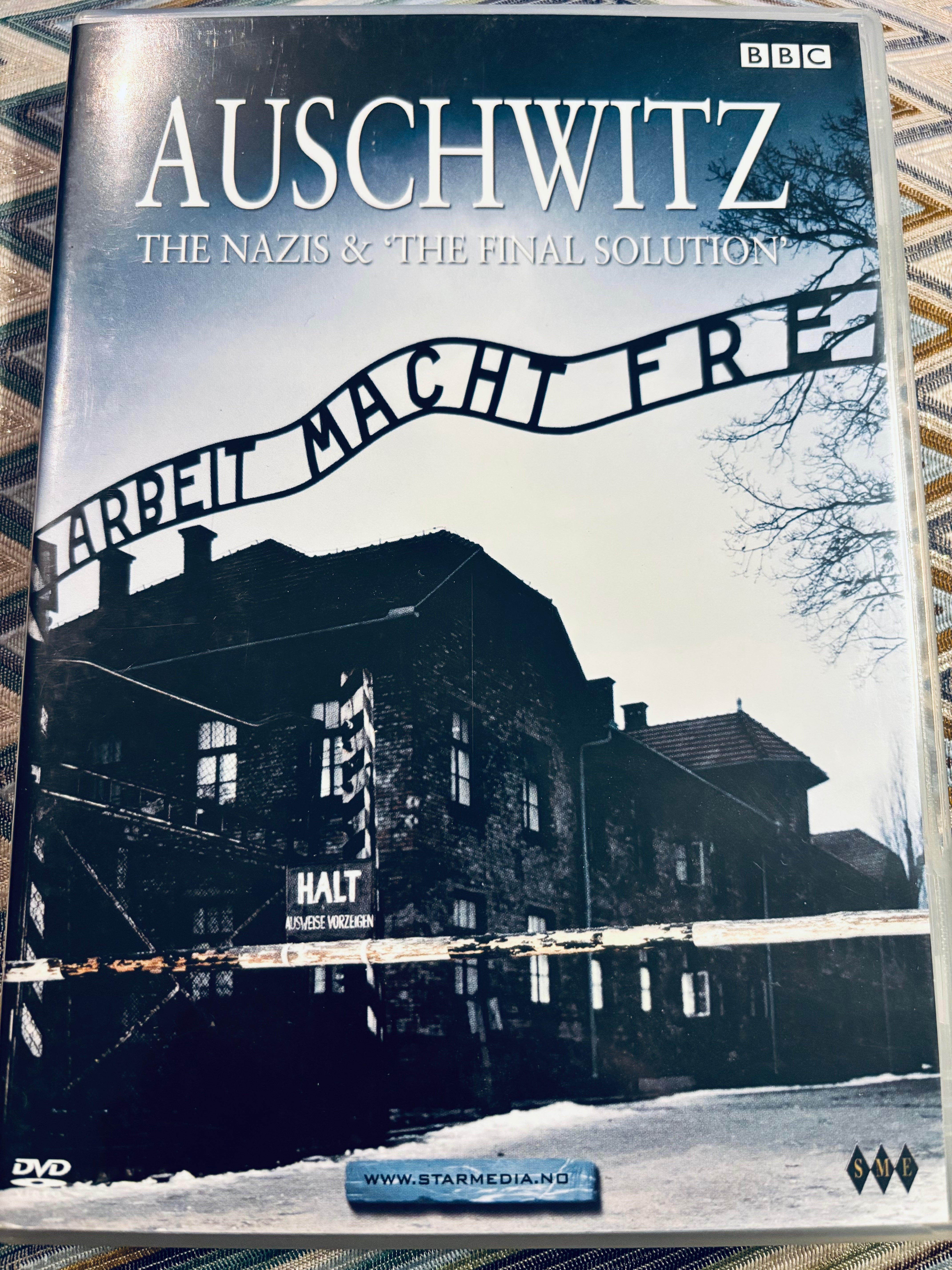 Auschwitz: The Nazis & 'The Final Solution'. DVD.