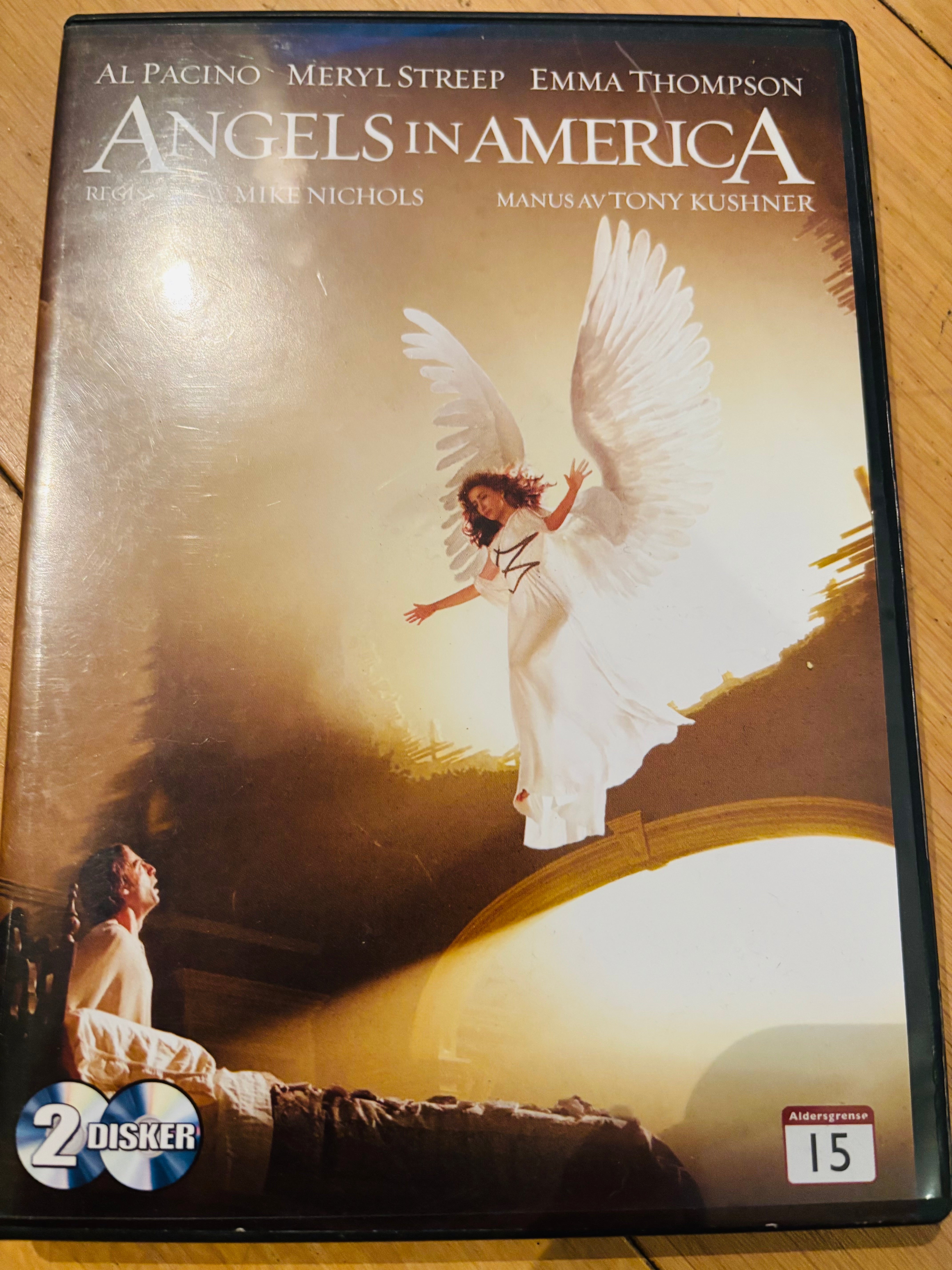 Angels in America. DVD.