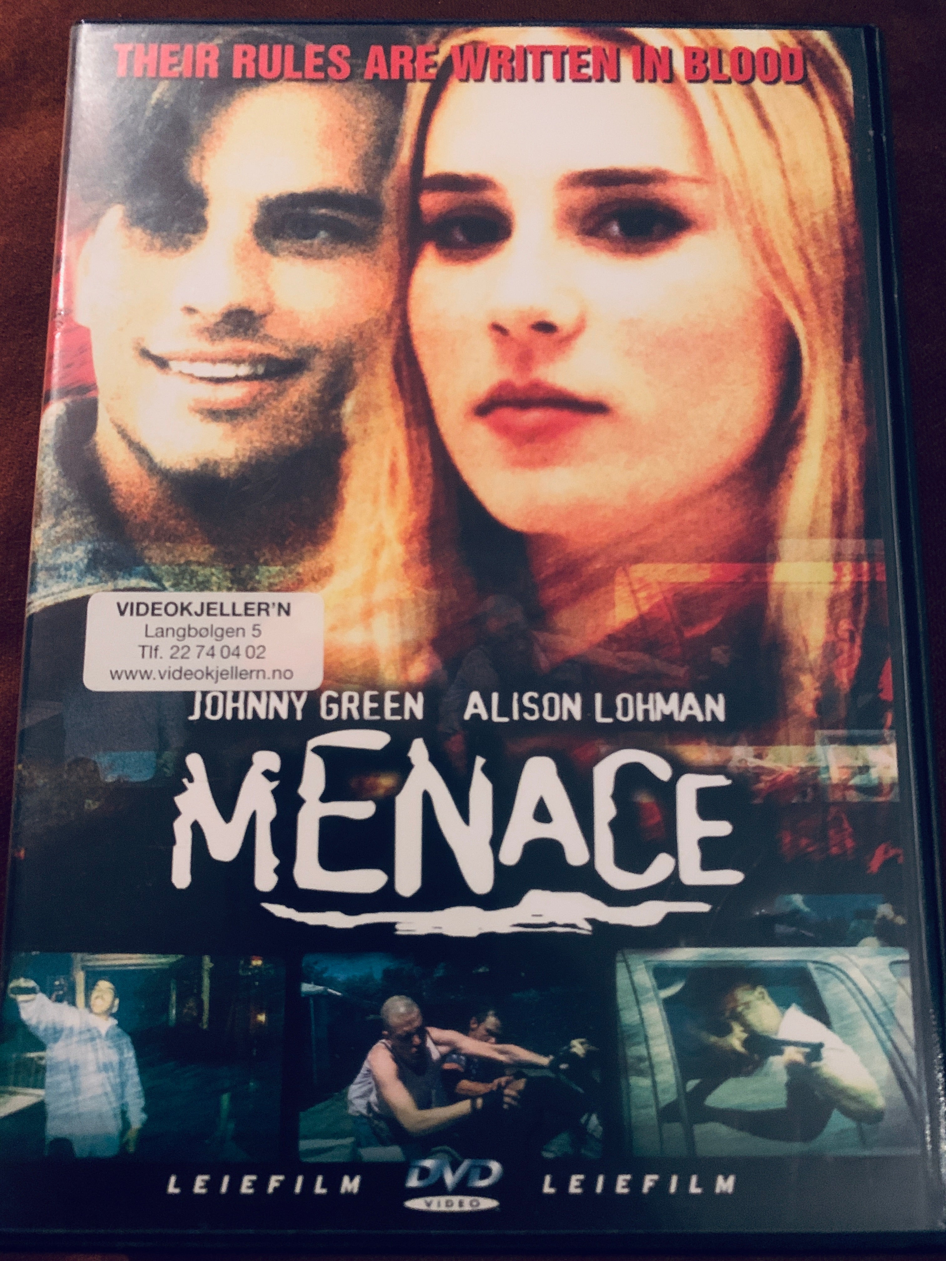 Menace. DVD.