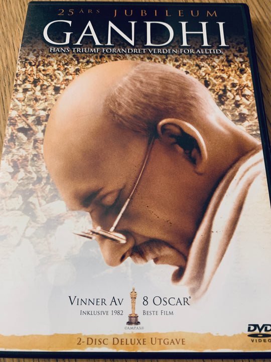 Gandhi. DVD.