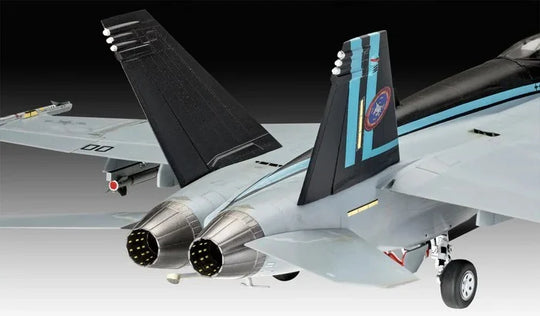 TOP GUN MAVERICK - Maverick's F/A-18E Super Hornet - Model Kit 1/48