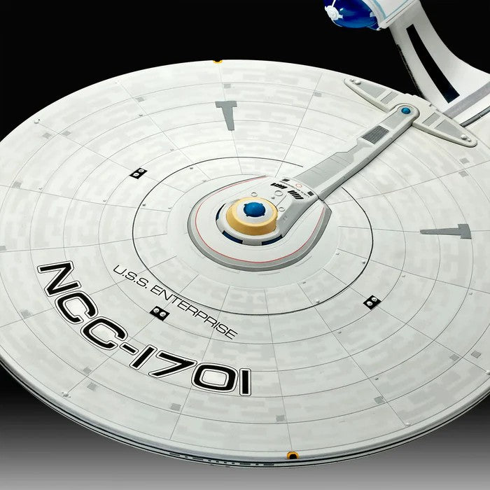 STAR TREK : INTO DARKNESS - USS Enterprise - Model Kit 1/500