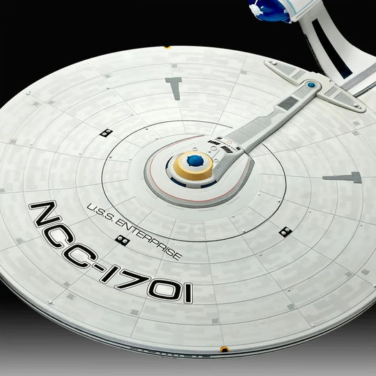 STAR TREK : INTO DARKNESS - USS Enterprise - Model Kit 1/500