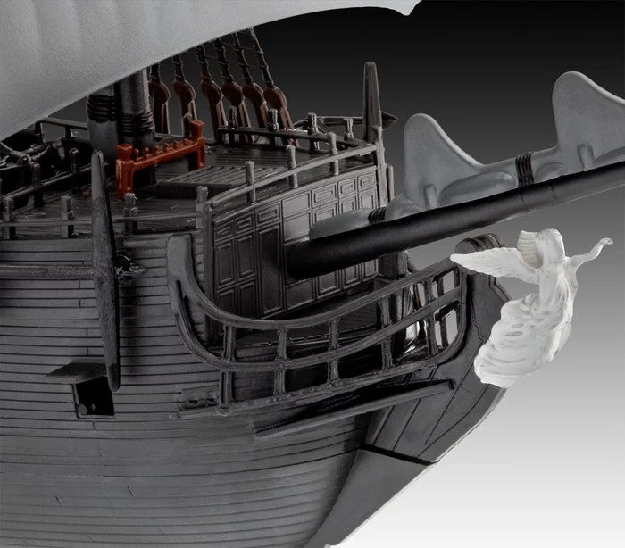 PIRATES OF THE CARIBBEAN - Black Pearl - Model Kit Click System 1/150