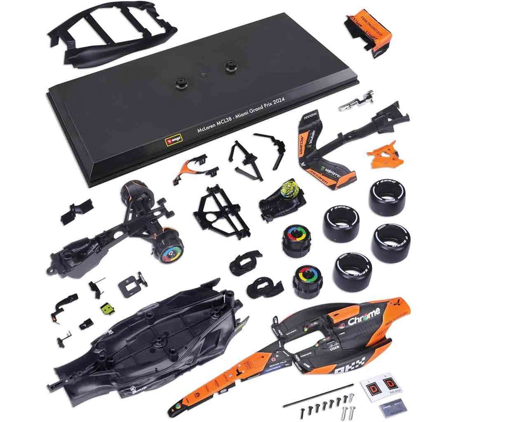FORMULA 1 - F1 Mclaren Mcl38 Lando Norris - Model Kit 1/24