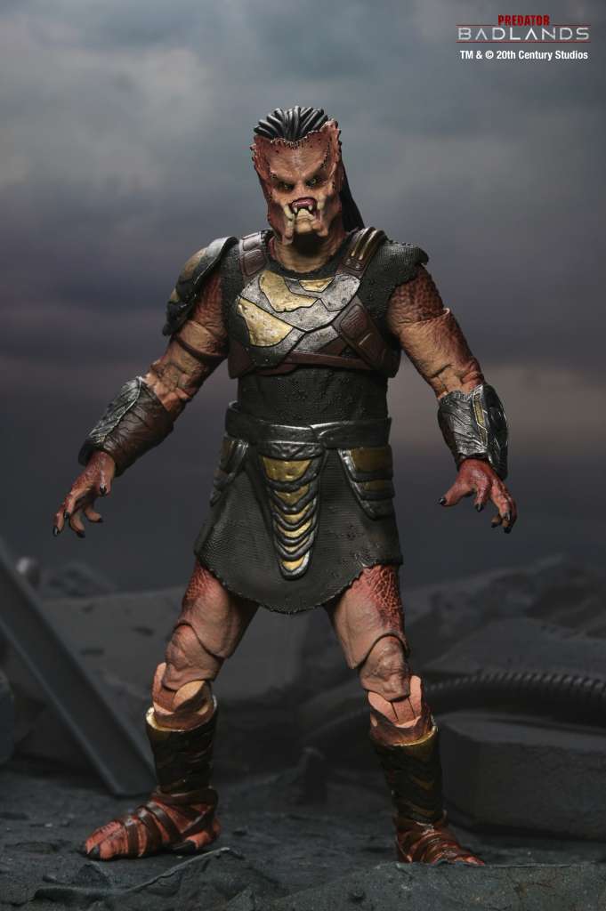 PREDATOR BADLANDS - Dek "Training Armor" - Ultimate Figure 17cm
