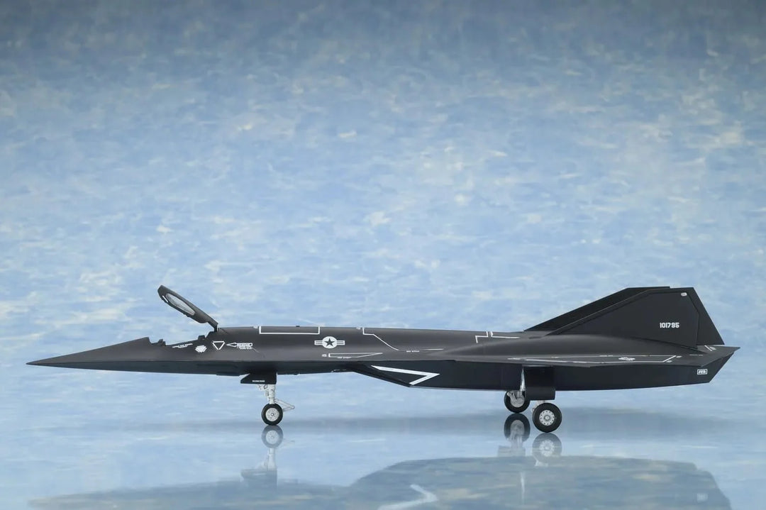 TOP GUN MAVERICK - Darkstar - Model Kit 1/72 29cm