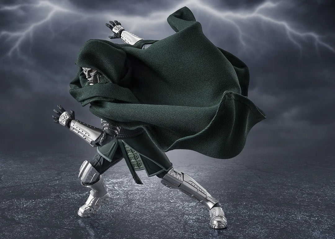 AVENGERS DOOMSDAY - Doctor Doom - Figure S.H. Figuarts 16cm