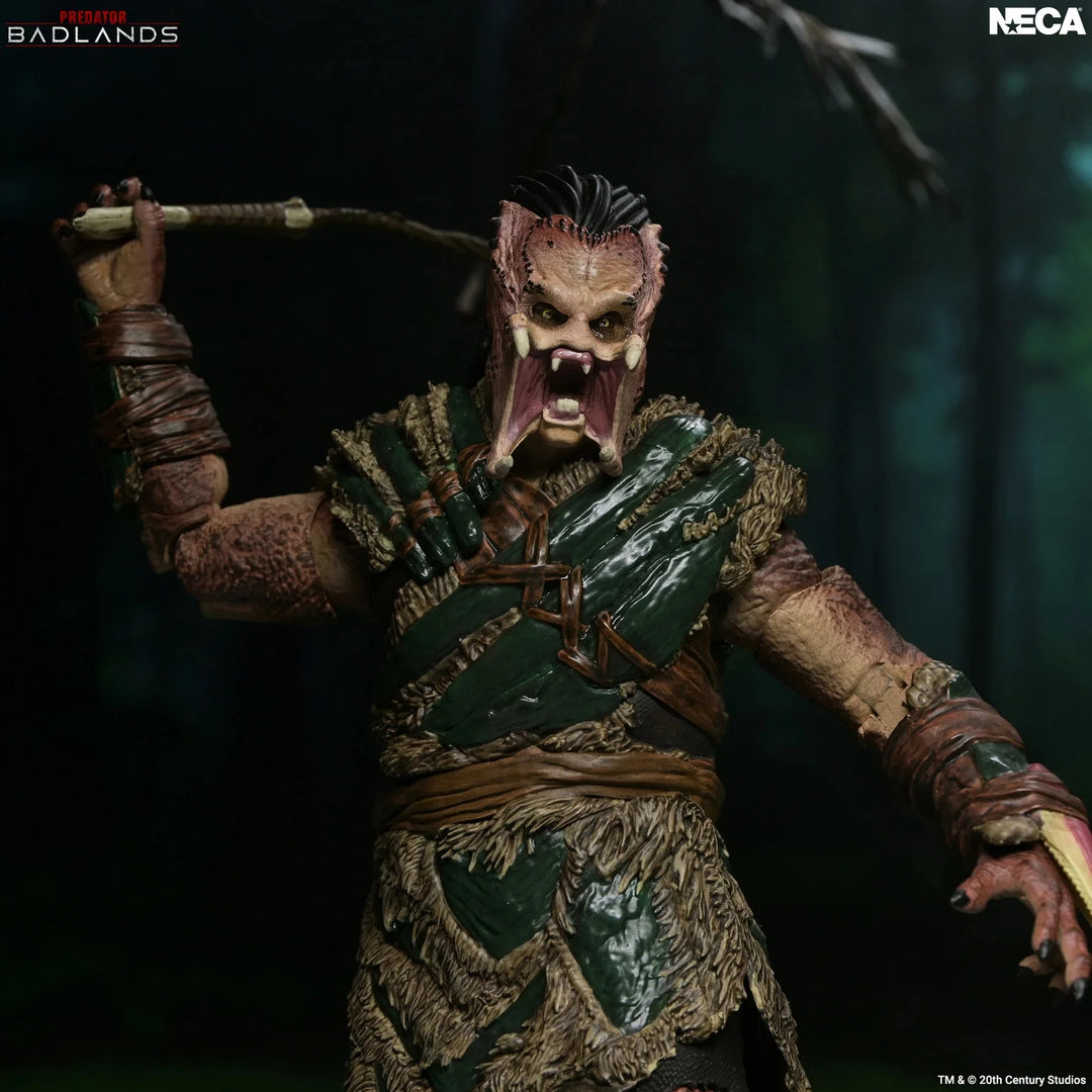 PREDATOR BADLANDS - Dek "Bone Bison Armor" - Ultimate Figure 17cm