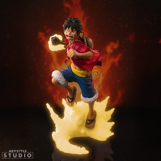 ONE PIECE - Luffy - Glow in the dark Figure SFC 16cm