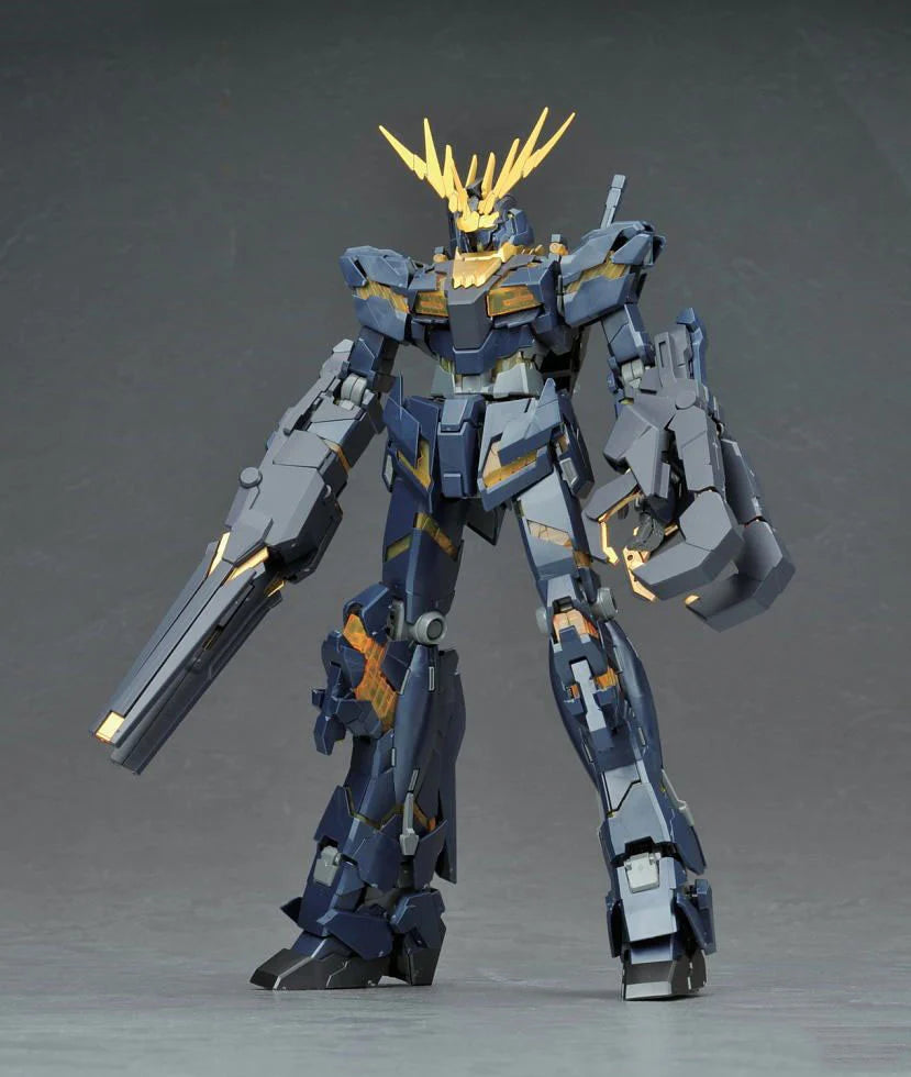 GUNDAM - Model Kit - Master Grade - Unicorn Gundam 2 Banshee - 18 CM