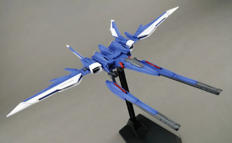 GUNDAM Build Fighters - Model Kit - MG 1/100 - Strike Gundam Full Pack