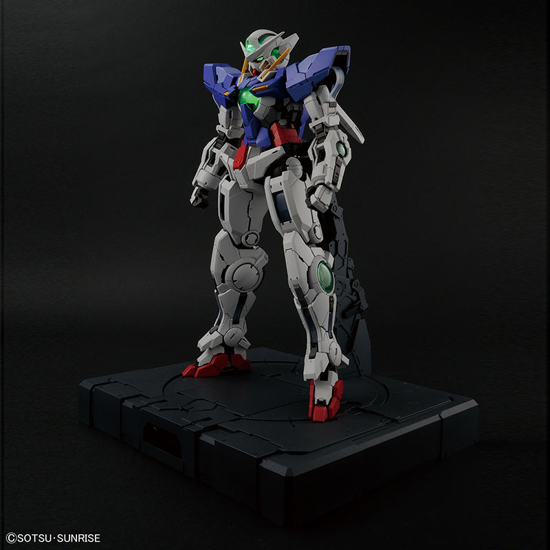 GUNDAM - Model Kit - Perfect Grade - EXIA Lighting Model - 27cm