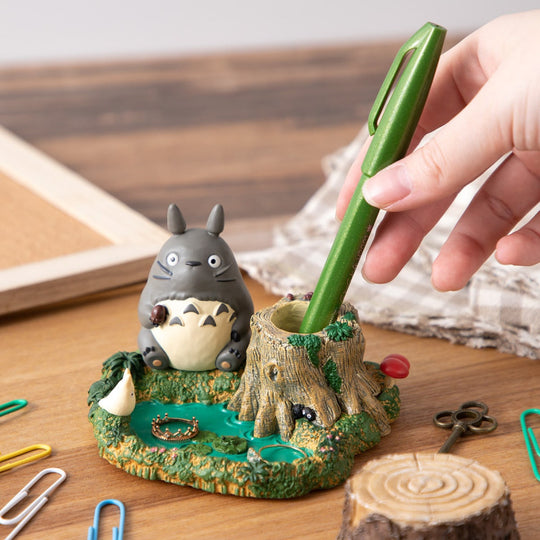 MY NEIGHBOR TOTORO - Totoro by the pond - Figure Pencil Holder