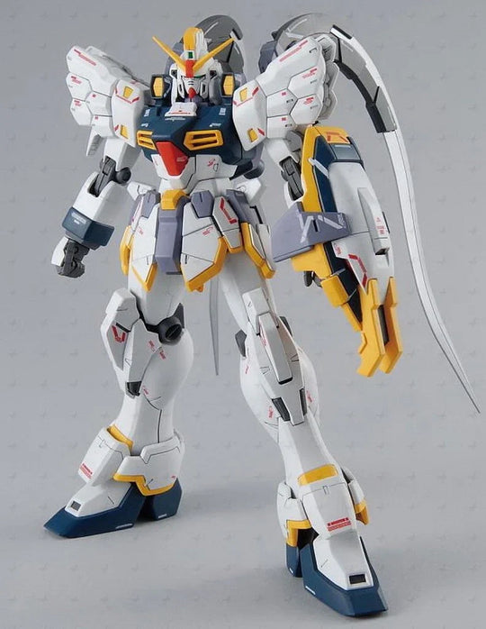 GUNDAM - Model Kit - Master Grade - Gundam Sandrock EW Ver. - 18CM